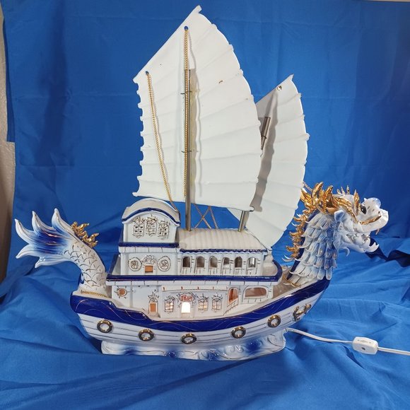 Chinese Porcelain Dragon Boat  Ship Lighted Sculpture TV  Lamp  24K Gold Vintage - Picture 14 of 16